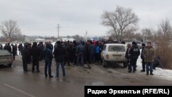 В октябре 2016 года при подъезде к селу Первомайское был убит судья района