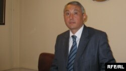 Кайрат Нуркадилов, начальник управления жилья акимата города Алматы. 12 ноября 2009 года. 