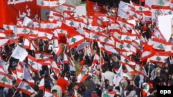 رهبران لبنان، روز سه شنبه ، ۲۰ نوامبر ، اعلام کردند که رای گيری در پارلمان اين کشور برای انتخاب رييس جمهوری جديد، تا روز جمعه آينده به تعويق افتاده است.