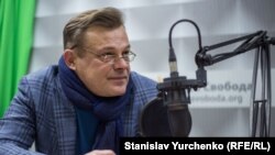 Колишній міністр економіки України, народний депутат шести попередніх скликань (з ІІ до кінця VII) Сергій Терьохін