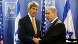 John Kerry və Benjamin Netanyahu 