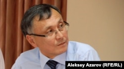 Қазбек Бейсебаев, бұрынғы дипломатиялық қызметкер. Алматы, 9 қыркүйек 2013 жыл.