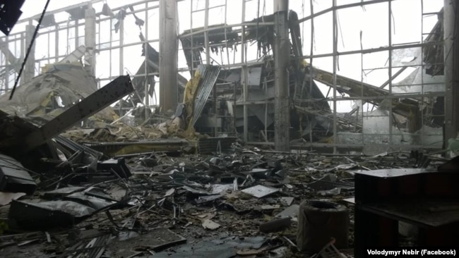 Новий термінал Донецького аеропорту, грудень 2014 року