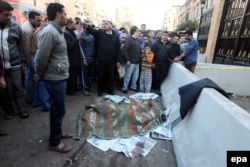 نیروهای امنیتی مصر در محل انفجار اول