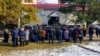24 februarie 2019. Îmbulzeală la o secție de votare la Coșnița, Dubăsari, unde au votat cetățeni domiciliați în localități necontrolate de Chișinău