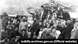 Жители села Сергеевка Гришинского района Донецкой области, пережившие голод 1933 года
