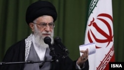 Иран мұсылмандарының көсемі аятолла Әли Хаменеи.
