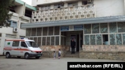 Türkmenistandaky saglyk edaralarynyň biri (Illýustrasiýa suraty)