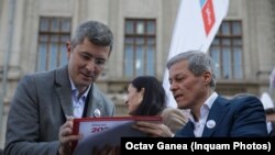 Dacian Cioloș și Dan Barna nu intră la guvernare cu UDMR și Victor Ponta.