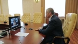 Российский глава Крыма Сергей Аксенов во время онлайн-пресс-конференции в российском информагентстве ТАСС