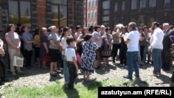 «Սաստեքս»-ի աշխատակիցները բողոքի ակցիա են անցկացնում, արխիվ
