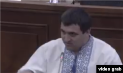 Lilian Carp în Parlament la Chișinău