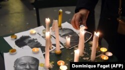  «Шарли Эбдо» журналан редакцина динчу тIелатарехь байъинарш