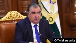Тожикистоннинг амалдаги президенти Эмомали Раҳмон.