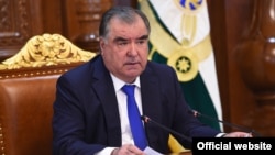 Тожикистон президенти Имомали Раҳмон.