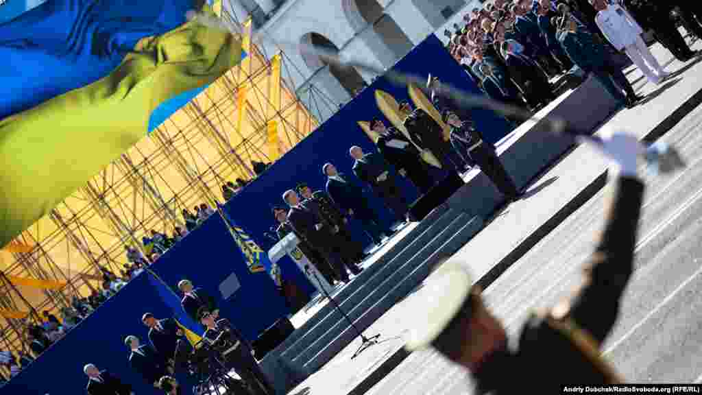 Розпочався військовий парад із промова президента України