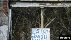 Jedna od napuštenih kuća u BiH