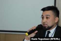 Политолог Димаш Альжанов. Алматы, 4 октября 2019 года.