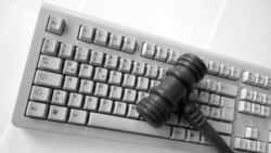 Məhkəmələrdəki yenilikdən kütləvi şikayətlər səslənir