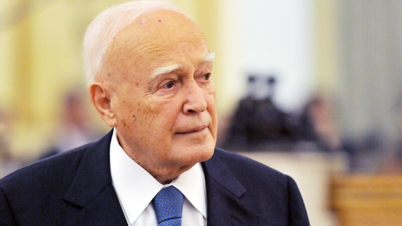 Почина поранешниот грчки претседател Каролос Папуљас