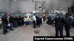 Вахта памяти по жертвам теракта в школе №1