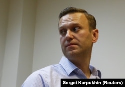 Russian anticorruption campaigner Aleksei Navalny (file photo)