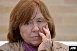 Светлана Алексиевич, белорусская писательница, лауреат Нобелевской премии по литературе.