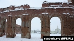 «Беларускі Вэрсаль» аднаўляюць пасьля заняпаду савецкіх часоў