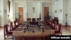 Sala de şedinţe a Curţii Constituţionale