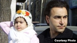 شهرام فرج‌زاده و دخترش آوا