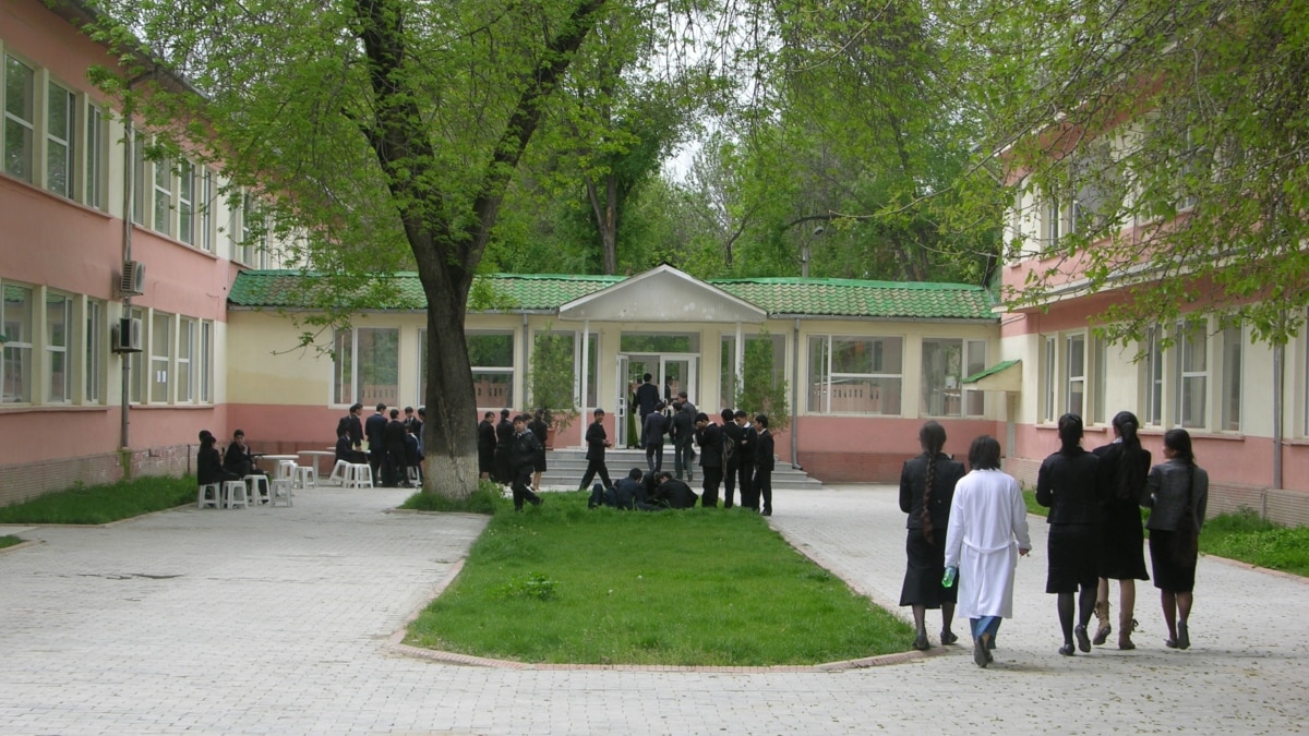 Фото Школа Таджикистан