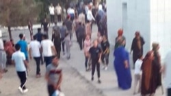 Diňle: Türkmenbaşyda ýüzlerçe adam azyk gytçylygyna garşy proteste çykdy
