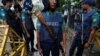 در حملات بمبی و درگیری در بنگله‌دیش یک پولیس کشته شد