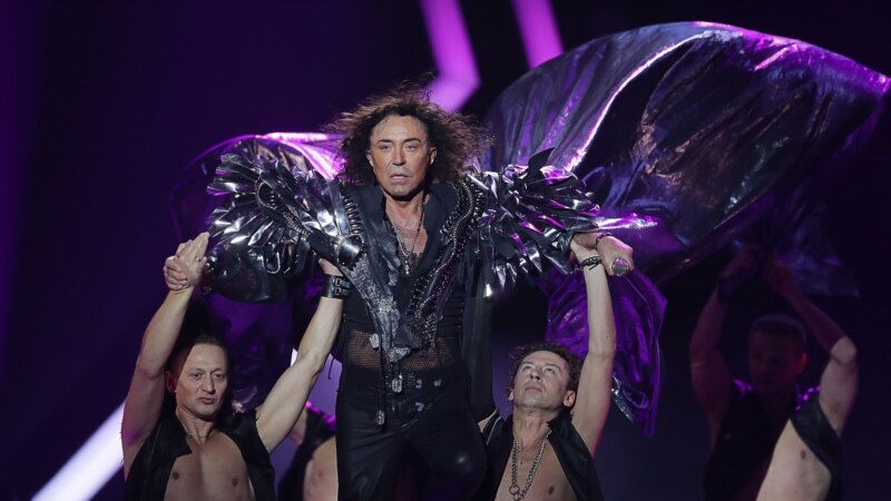 Российский певец Валерий Леонтьев сообщил, что отменил концерты из-за болезни