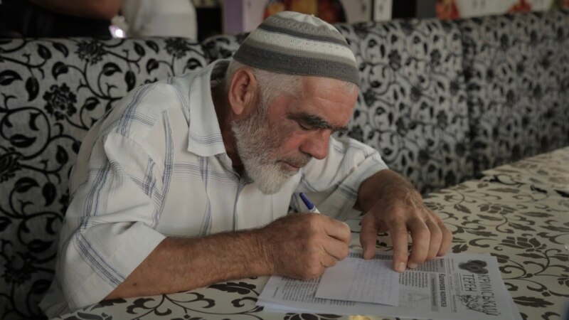 Бахчисарай: полиция пообещала повестку 66-летнему крымскотатарскому активисту Энверу Мустафаеву