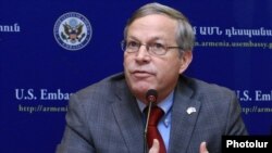 Armenia - U.S. Ambassador John Heffern at a news conference in Yerevan, 12Dec2014.