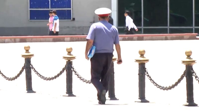 В МВД Таджикистана возвращаются уволенные из-за тучности стражи порядка