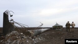 Зруйнована внаслідок вибуху опора ЛЕП на Херсонщині