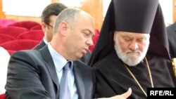 Valeriu Pasat și episcopul Anatolie (Cahul)