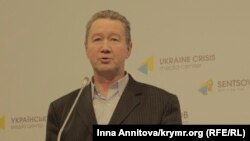 Председатель правления ОО «Конгресс востока Украины» Анатолий Путинцев