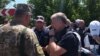 Обмін інформацією між військовими та представниками ОБСЄ на Станично-Луганському КПВВ з приводу подальших кроків розведення сил