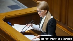 За словами Юлії Тимошенко, на референдуми, зокрема, планують винести питання про легалізацію канабісу і про гральний бізнес