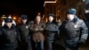 В Москве задержаны участники акции в поддержку Навальных