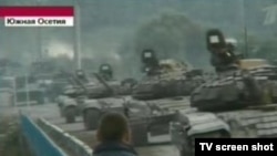 When did Russia's tanks start moving?