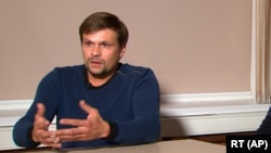 Человек, представившийся Русланом Бошировым, на интервью российскому государственному телеканалу RT