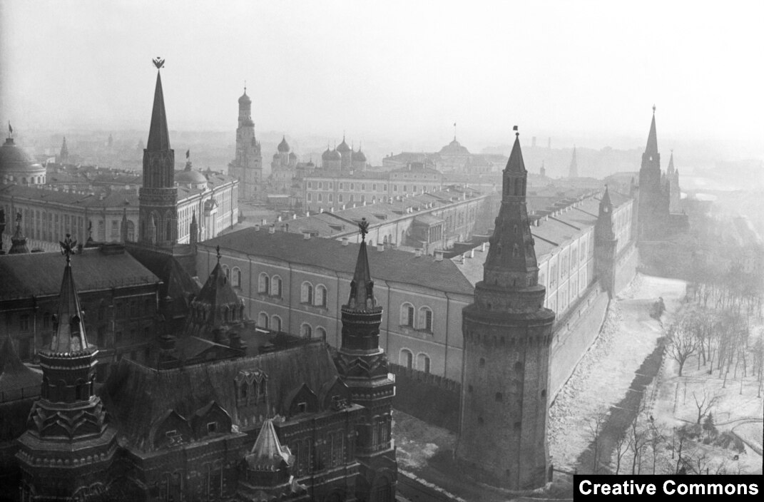 Red Stars Over Moscow