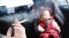 Відео дворічного малюка з цигаркою підірвало російський інтернет