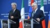 Armenia - Foreign Minister Edward Nalbandian (R) speaks at a joint news conference in Yerevan with his Italian counterpart Paolo Gentiloni, 8Nov2016.