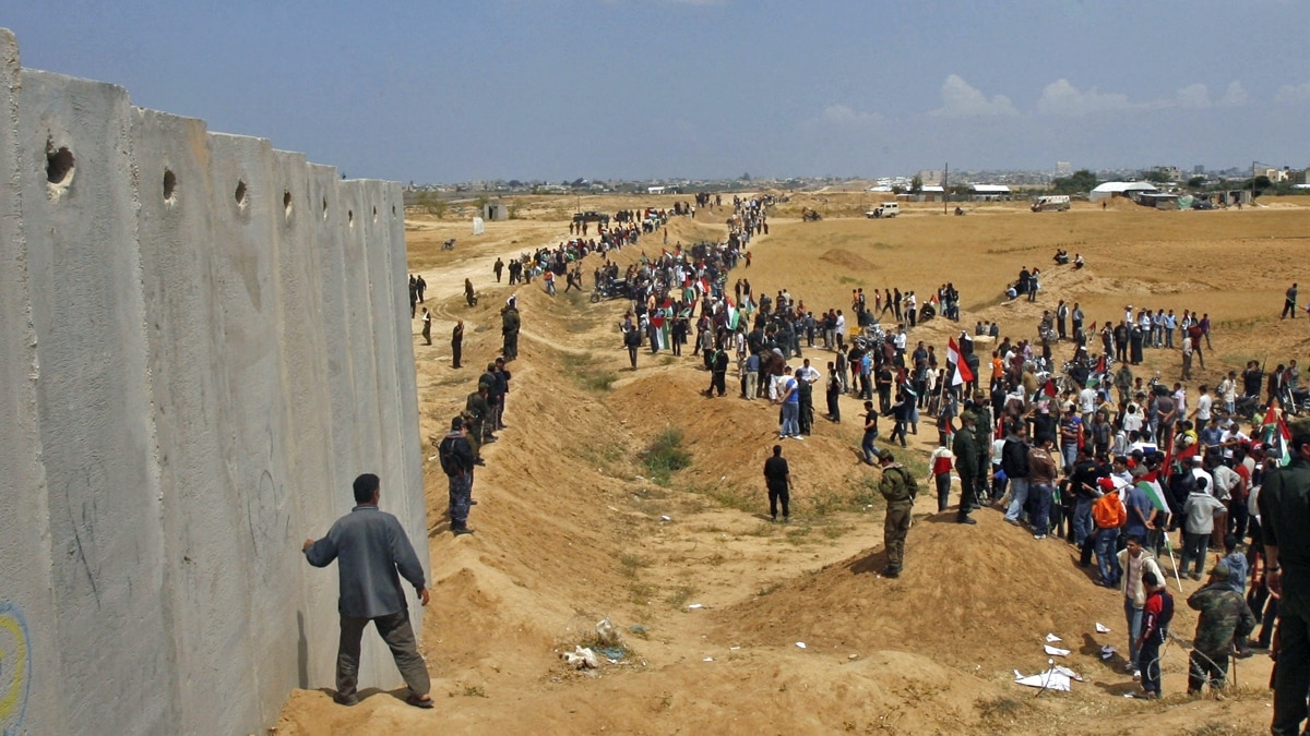 Egypt Gaza Crossing Opens On Daily Basis