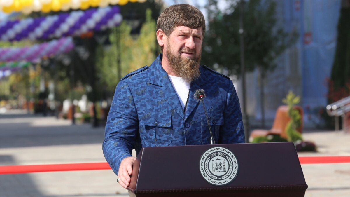 Кадыров опомнился, Емельяненко ушел, а халяльная колбаса оказалась со ...